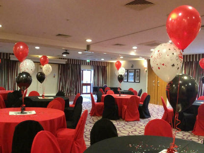 Red Round Plain Tablecloth - Extra Wide Suitable for weddings, parties, christenings