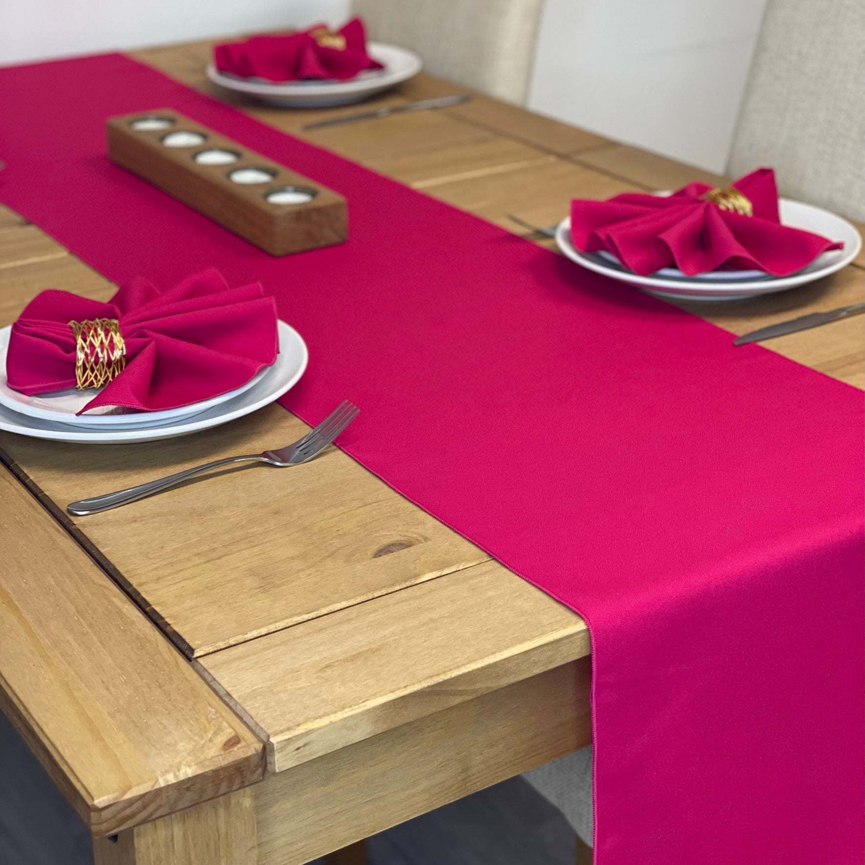 Magenta Fabric Napkin and Table Runner set