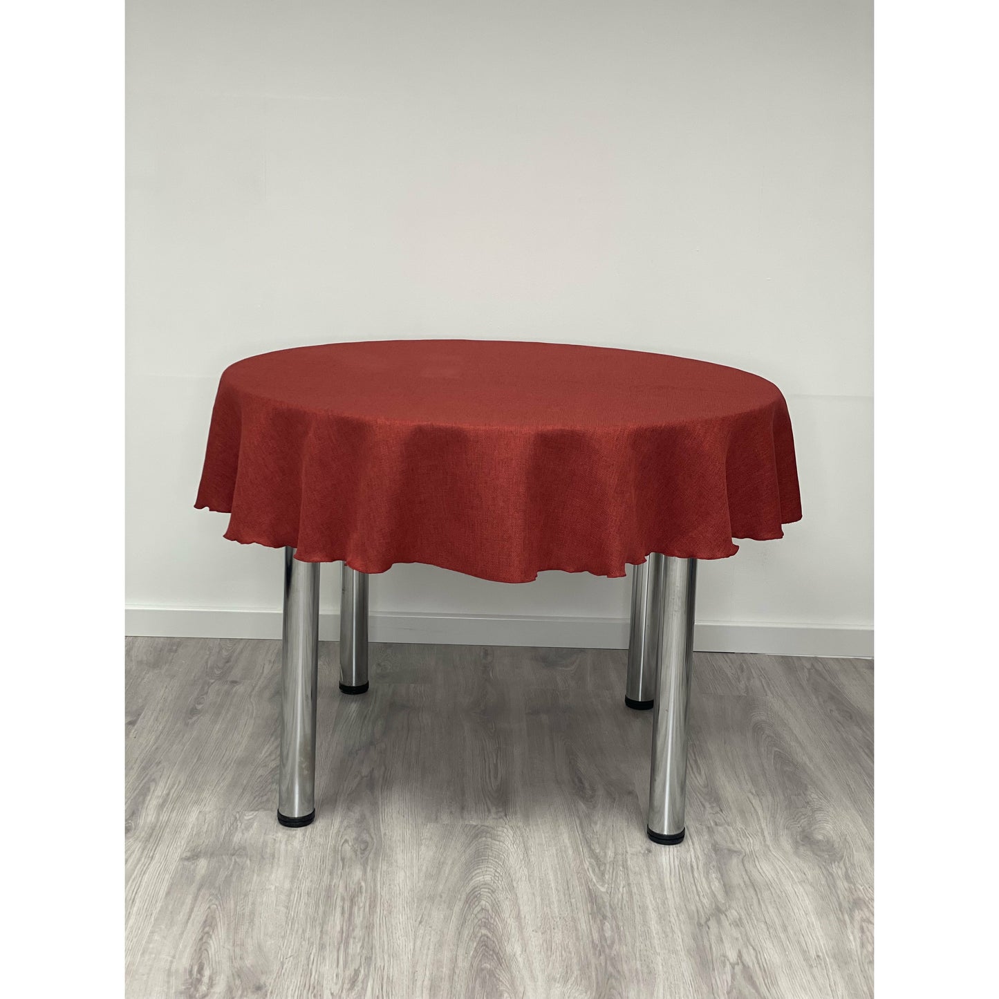 Salisbury Round Plain Tablecloth in Blaze Red